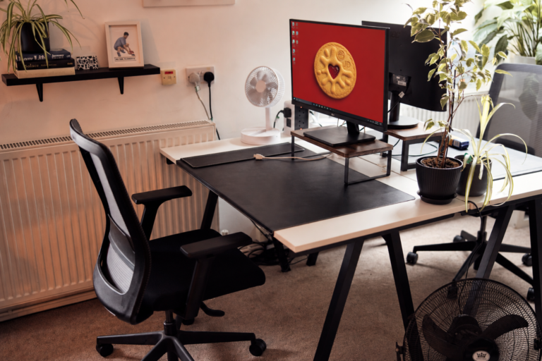 The Jammie Dodger Desk
