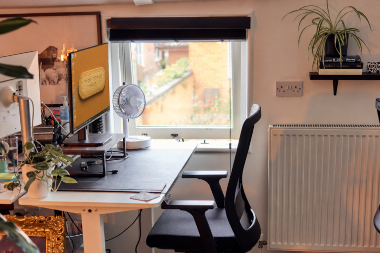 The Rich Tea Finger Desk